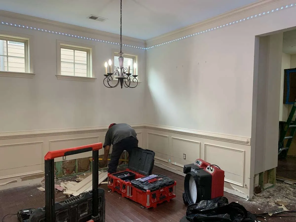 Restoration technician with professional equipment in Sewickley